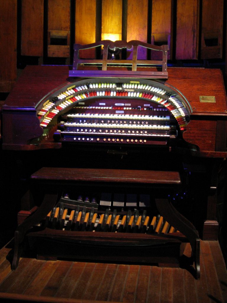 wurlitzer organ sound